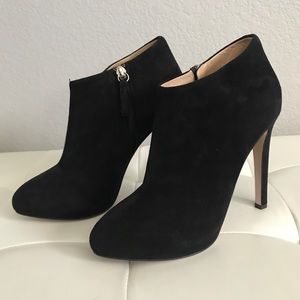 NWOB Giuseppe Zanotti Suede Booties 39